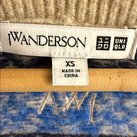 JW ANDERSON Uniqlo Blue and Cream Knit Sweater XS - Picture 3 of 5